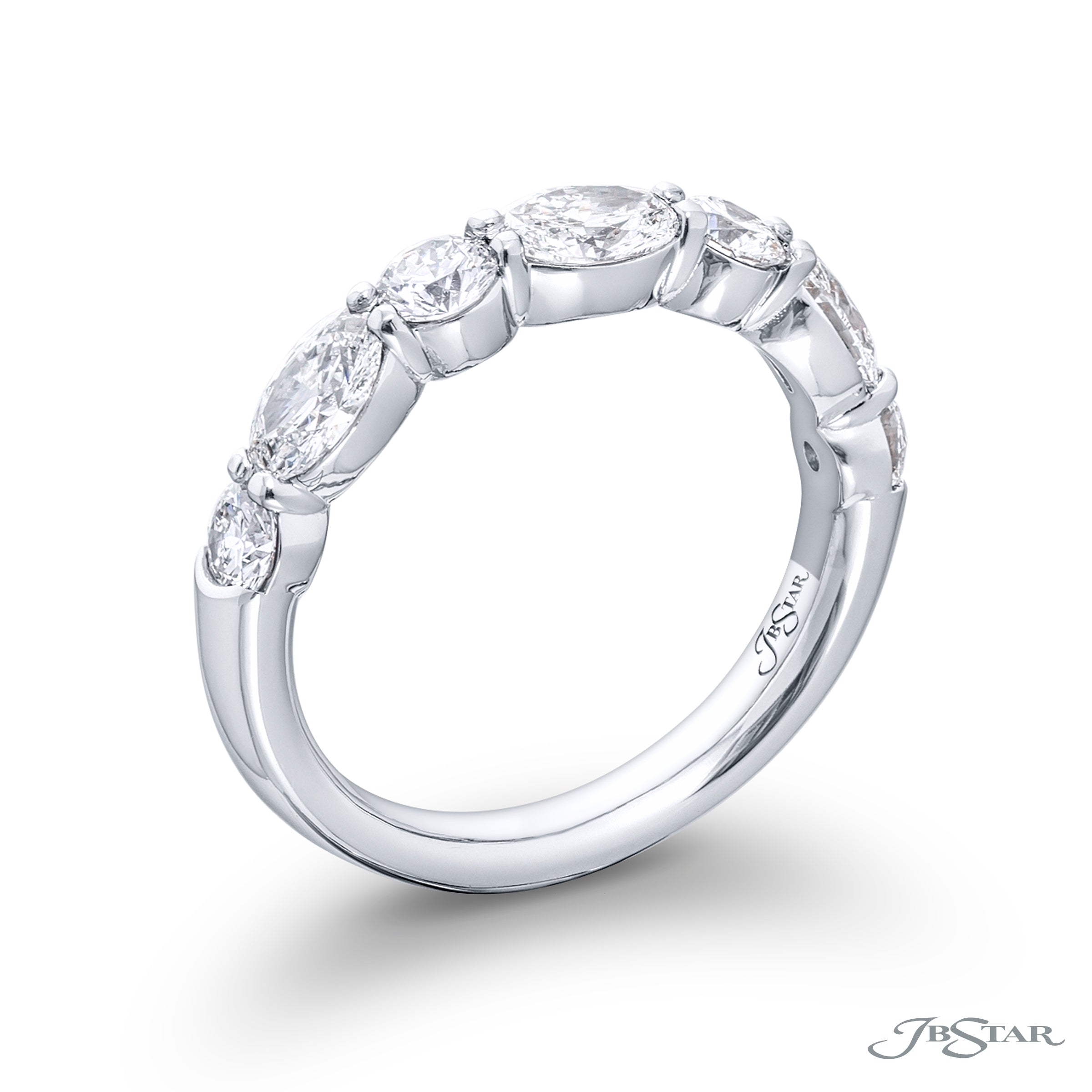 PLATINUM OVAL AND ROUND DIAMOND BAND