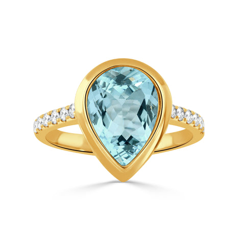 18K YELLOW GOLD DIAMOND RING WITH SKY BLUE TOPAZ CENTER