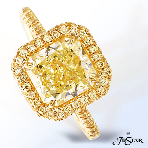 JB STAR GORGEOUS 2.79CT RADIANT-CUT FANCY YELLOW DIAMOND RING EDGED IN MICRO PAVE AND SET IN 18KY. M