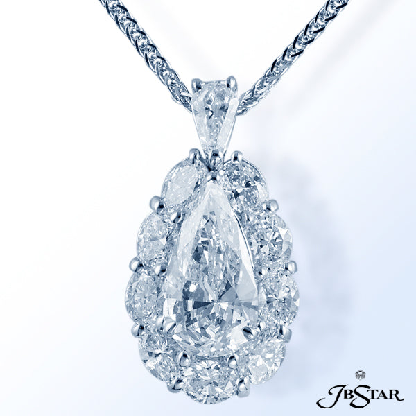 JB STAR PLATINUM DIAMOND PENDANTCENTER: PEAR SHAPE DIAMOND 1.80 CT. E SI2 GIADIAMONDS: 1.68 CT.