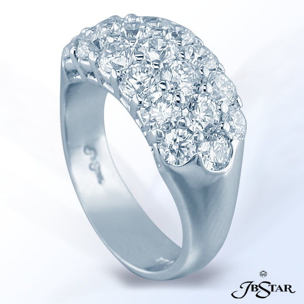 JB STAR SENSATIONAL ROUND DIAMONDS ARE ARRANGED IN A GLEAMING PLATINUM BAND TO CREATE AN ELEGANT PLA