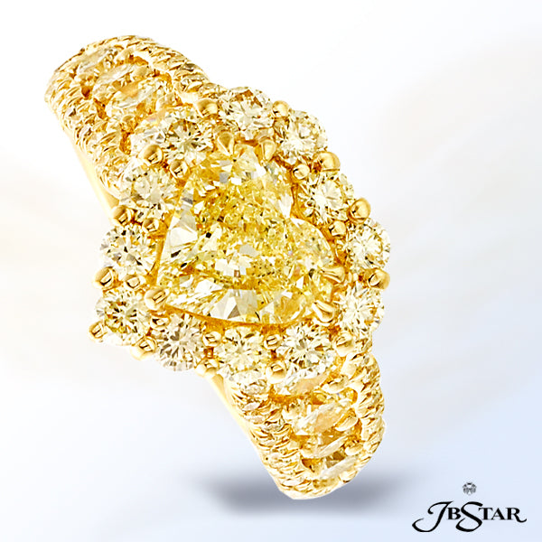 JB STAR STUNNING FANCY LIGHT YELLOW 1.39CT HEART-SHAPE DIAMOND RING EMBRACED BY ROUND DIAMONDS IN A