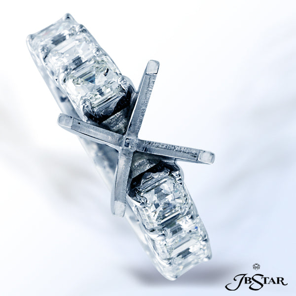 JB STAR PLATINUM DIAMOND SEMI-MOUNT HANDCRAFTED WITH 10 PERFECTLY MATCHED GRADUATED SQUARE EMERALD D