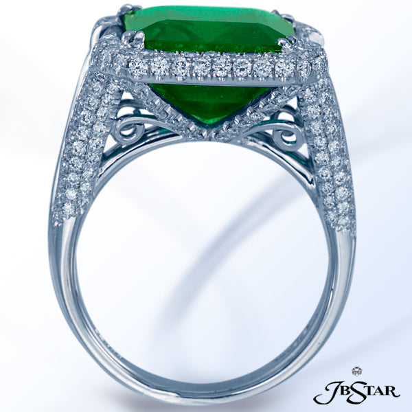 JB STAR EMERALD AND DIAMOND RING HANDCRAFTED WITH A MAGNIFICENT 7.20 CT ZAMBIAN EMERALD-CUT EMERALD,