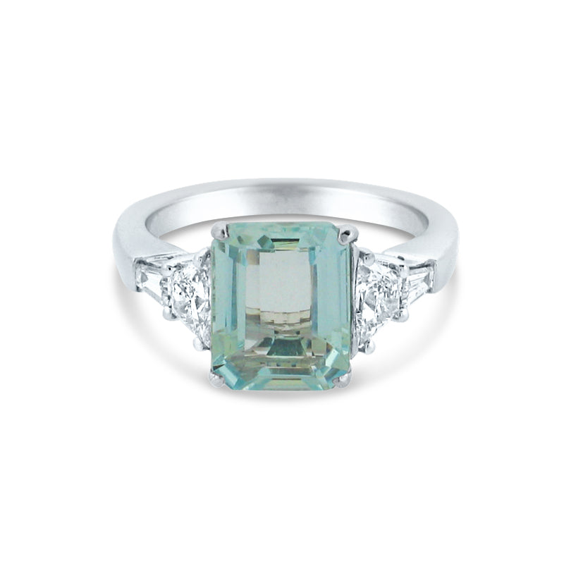 PRIVE' PLATINUM & 2.62CT AQUAMARINE & 0.76CT ACCENTING DIAMOND RING