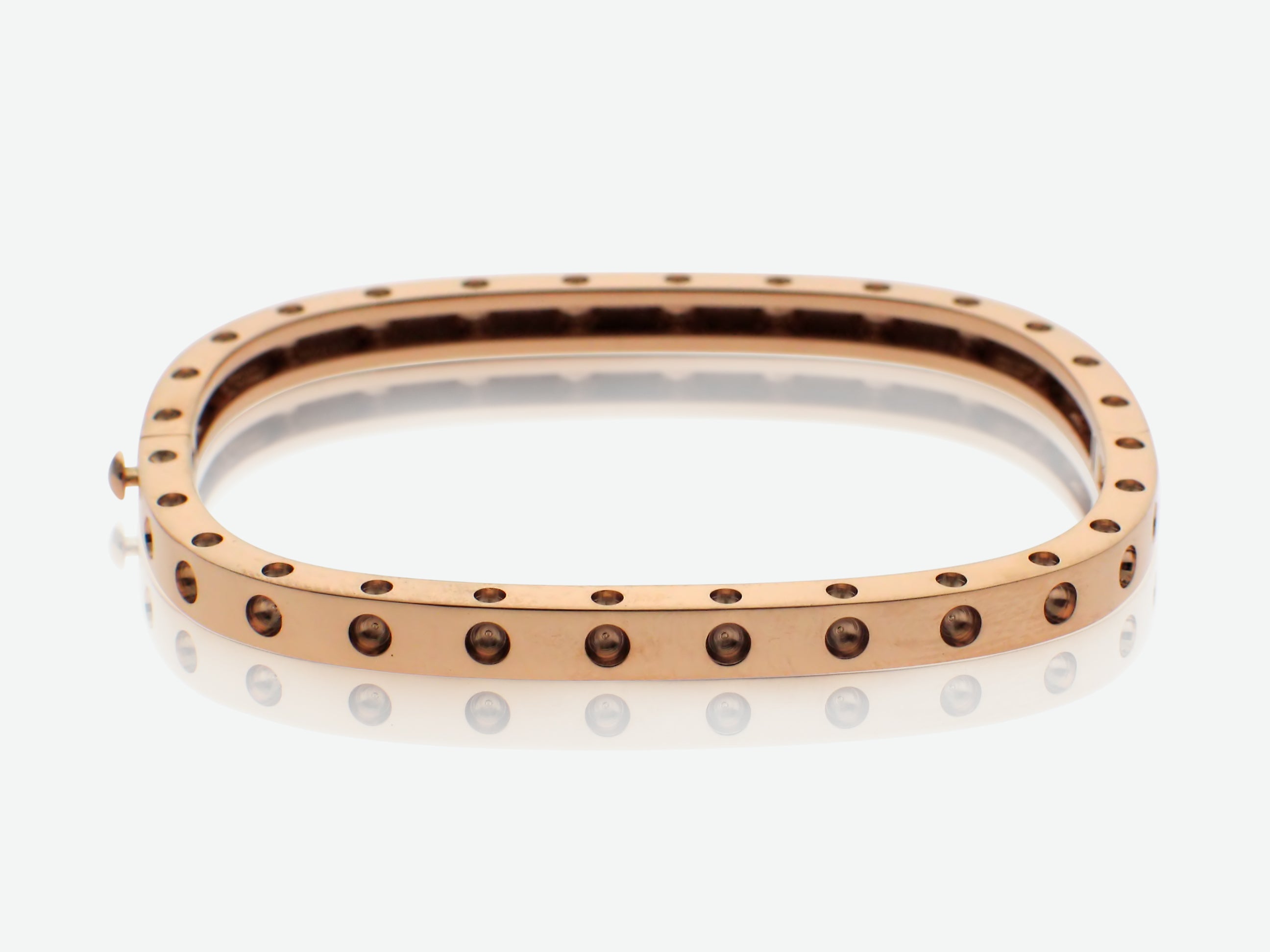 ROBERTO COIN 18K ROSE GOLD BANGLE BRACELET FROM THEPOIS MOI COLLECTION